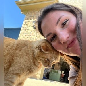 Meet your Posher, Megan